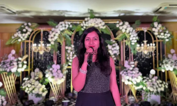 Anchor Reetika and Aman